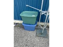 2 Empty Totes