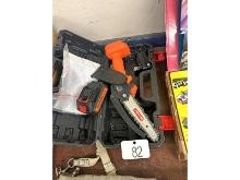 Battery Chainsaw - Works