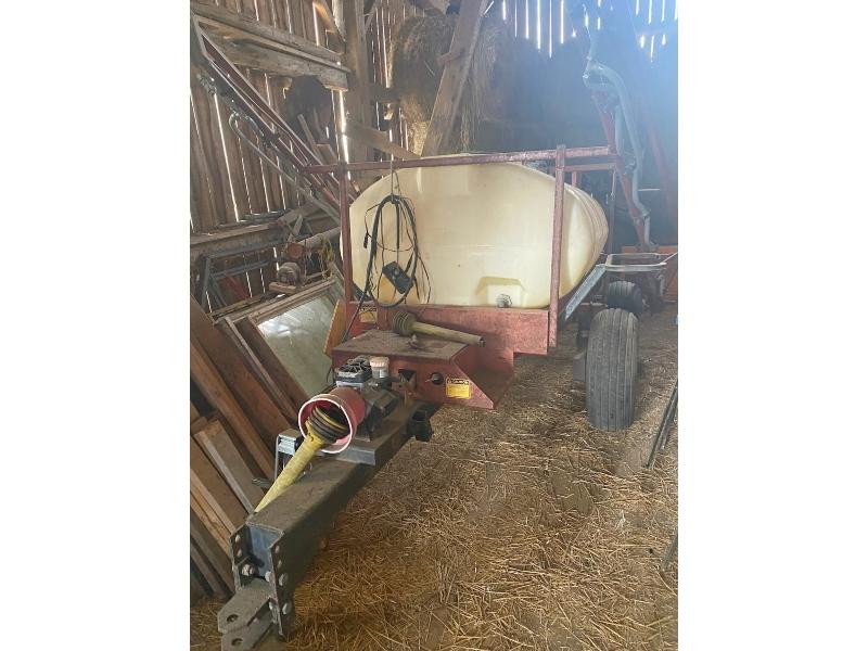 500 Gallon Tandem Sprayer