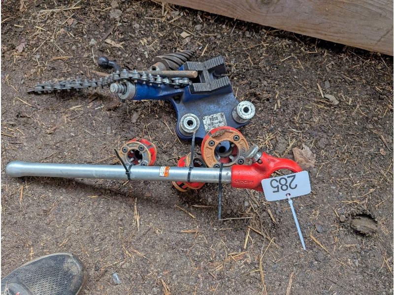 Ridgid Threader/Reamer & Pipe Vise