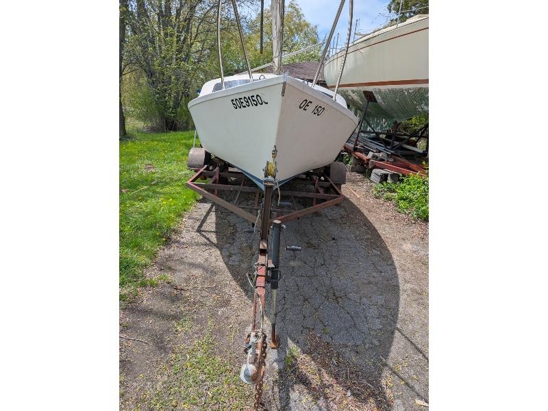 20' Boat and Trailer - No Ownership