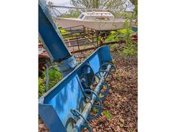 Lucknow Snowblower - Needs Keyway