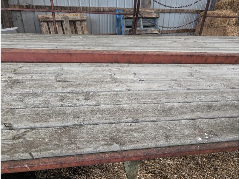Forage King 20' Thrower Wagon with Horst Gear