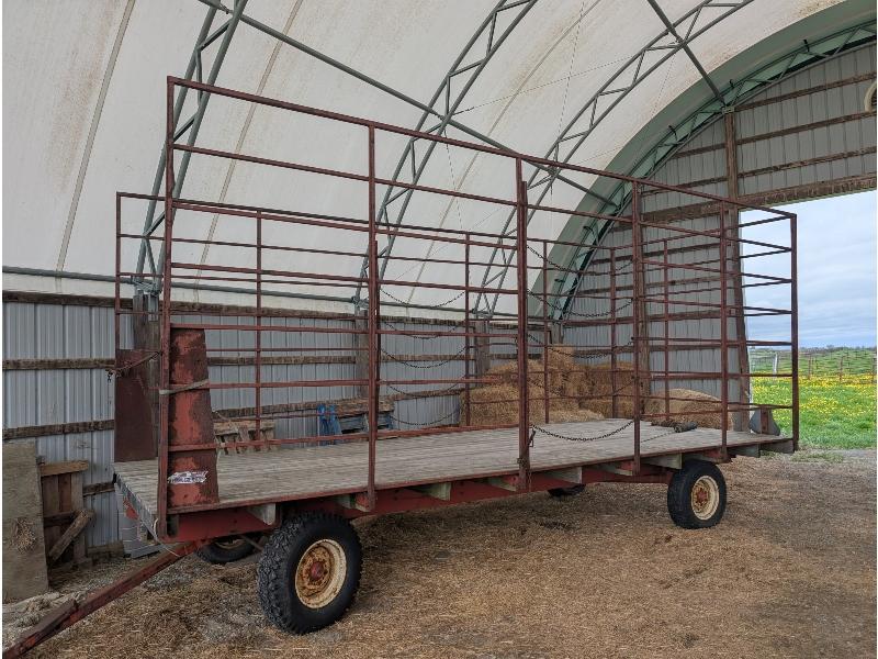 Forage King 20' Thrower Wagon with Horst Gear
