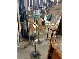 Lantern Stand