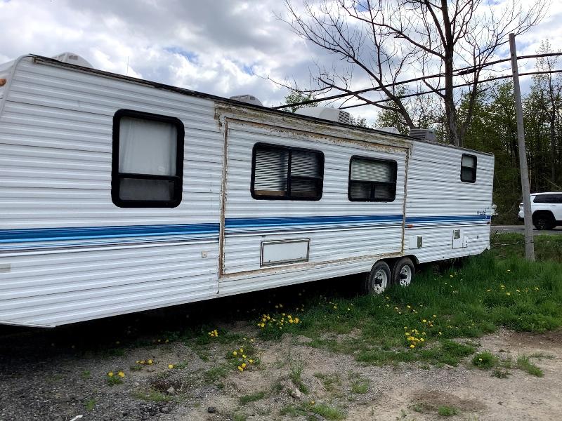 1996 Prowler Trailer - 37', No Keys, Has Ownership