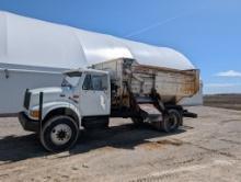 2000 International 4900 Truck with Rotomix 490-14 Feed Mixer - Works Great, Has Ownership