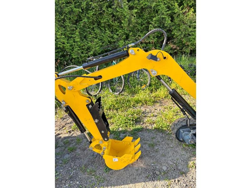 New Dig Master DM 100 1 Ton Gas Excavator