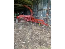 New Holland 900 Harvester