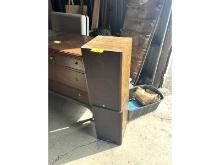 2 Yamaha Speakers