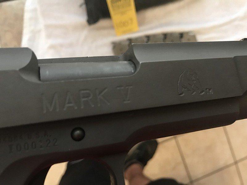 LAR MFG GRIZZLY MARK IV .50AE PISTOL - SERIAL No. V000122 - BAG - 5 CLIPS