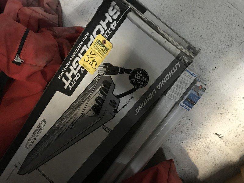 FLUORESCENT T8 4-LIGHT SHOP LIGHTS