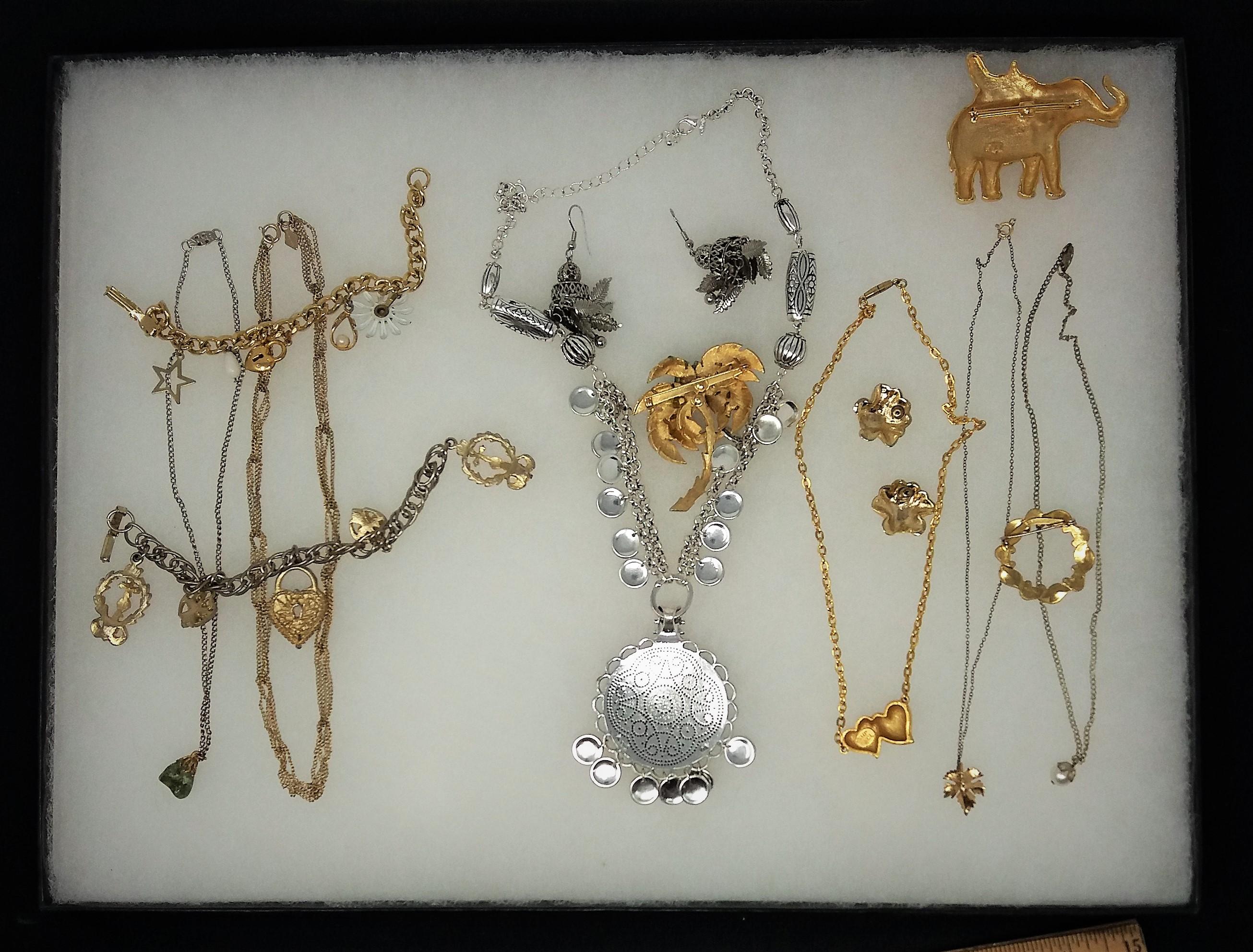 Assorted Jewelry Tray Lot