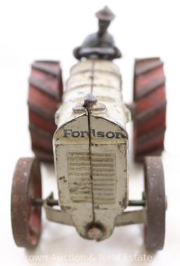 1930's Arcade Fordson Cast Iron tractor w/driver, 5.5"l