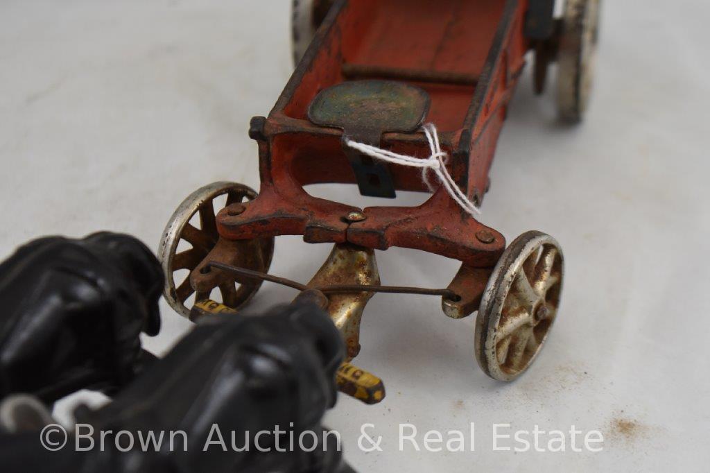 Arcade Cast Iron "McCormick-Deering" manure spreader pulled by (2) horses