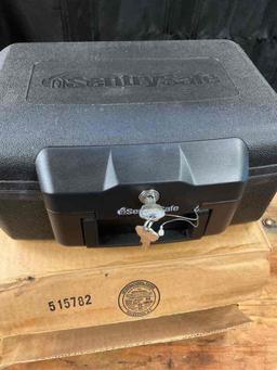 New Sentri Safe with key