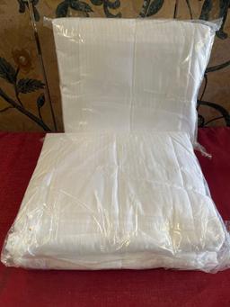 New 48" x 81" Delta blankets. 2 pieces
