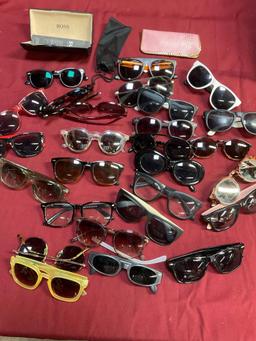 Assorted glasses & empty cases. 30 pieces