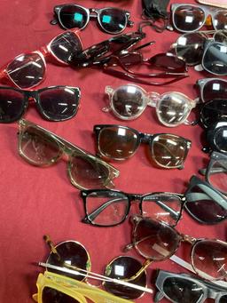 Assorted glasses & empty cases. 30 pieces