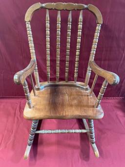 Nelson Juvenile model No.11.250 I child's rocking chair