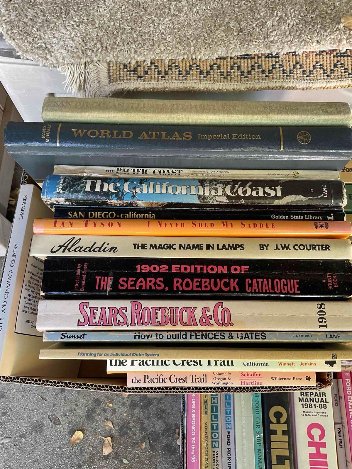 Assorted books. 14 pieces