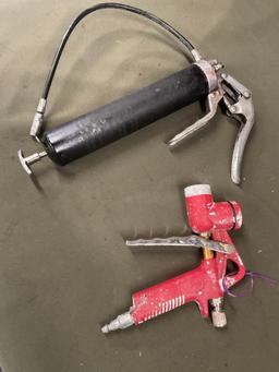 Grease gun and pneumatic paint gun