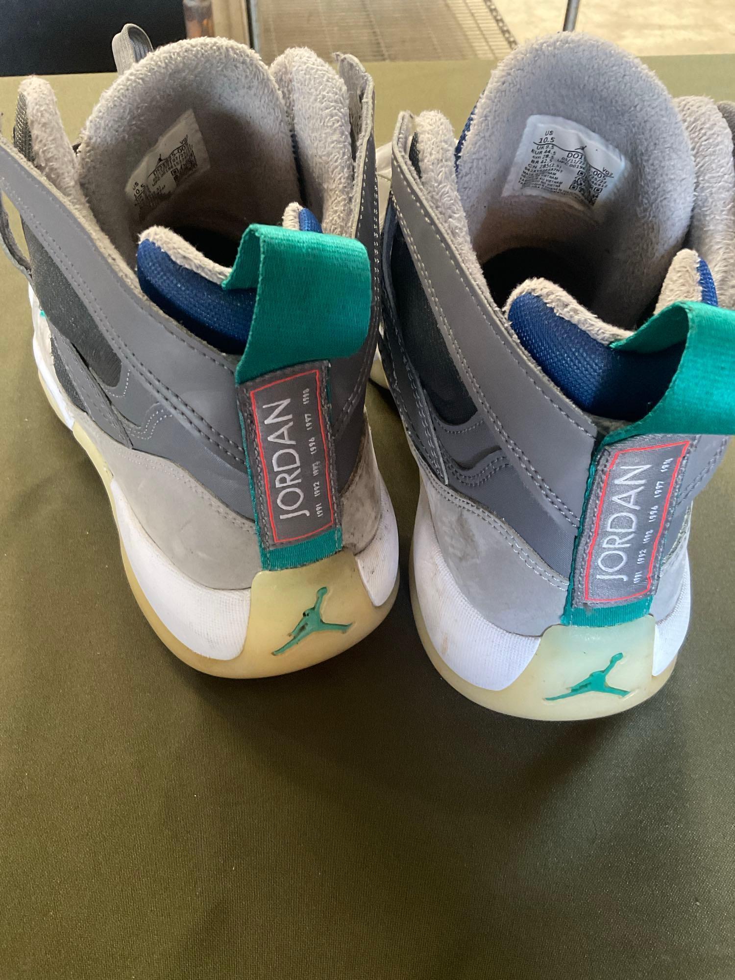 Nike Air7 DZ4402-001 & Jordan Jumpman Two DO1925-005, size 10.5. 2 pairs