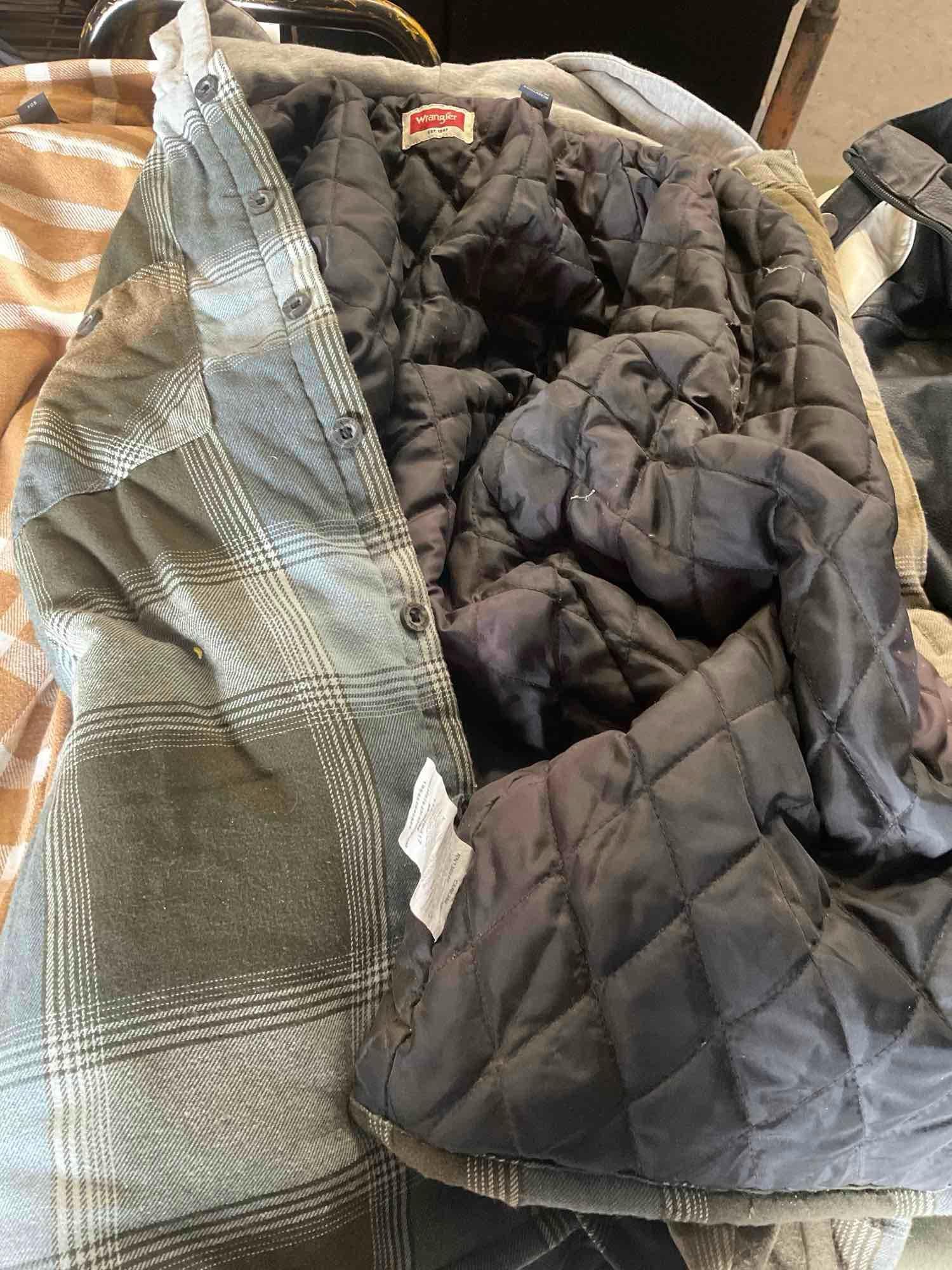 Assorted jackets.Tmberland, Tommy Hilfiger, Fried Denim,etc. see pics for some sizes. 12 pieces
