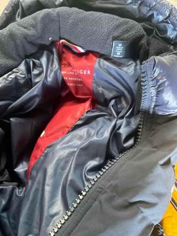 Assorted jackets.Tmberland, Tommy Hilfiger, Fried Denim,etc. see pics for some sizes. 12 pieces