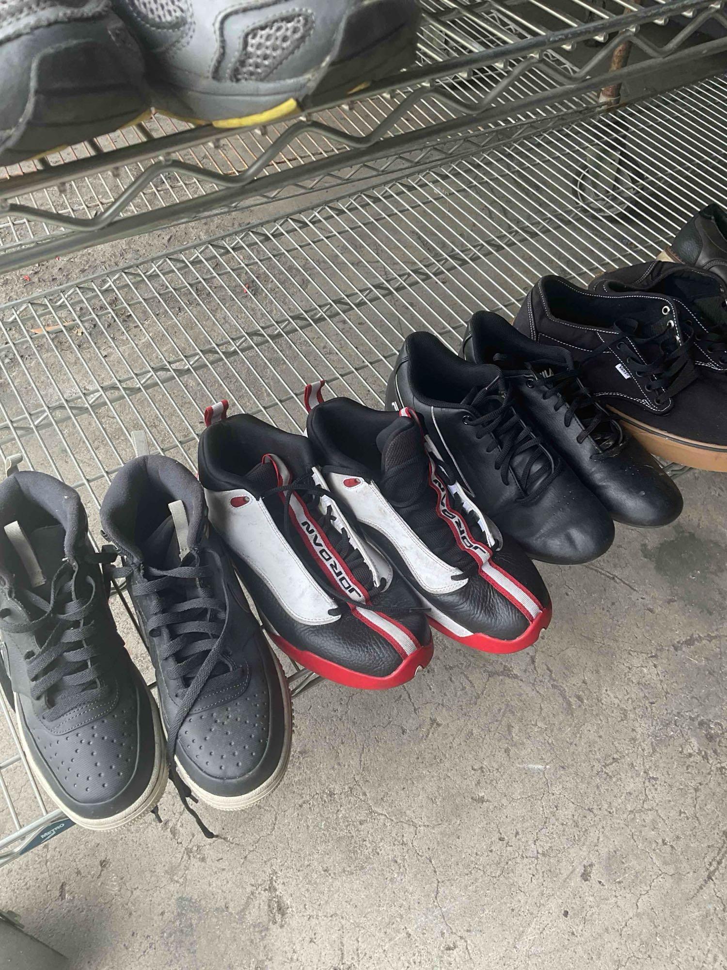 Assorted shoes. Adidas, Nike, Puma, Fila, Vans, etc. 30 pairs