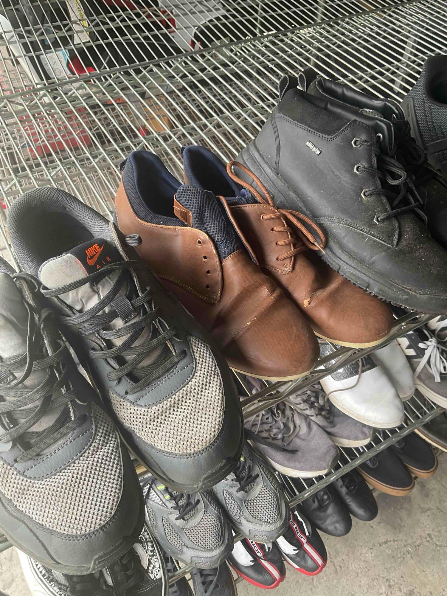 Assorted shoes. Adidas, Nike, Puma, Fila, Vans, etc. 30 pairs