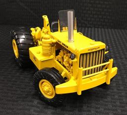 Caterpillar DW20 Four-Wheel Tractor Series E in Box
