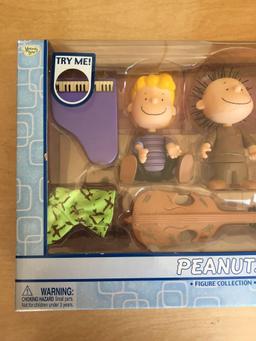 Group of 2 Peanuts A Charlie Brown Christmas Figure Collection Sets