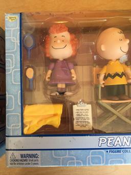 Group of 2 Peanuts A Charlie Brown Christmas Figure Collection Sets