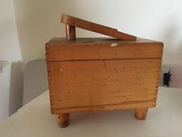 Esquire Shoe Valet DeLuxe