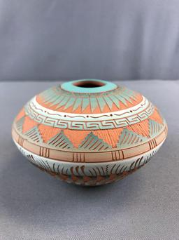 Native American Navajo Pot