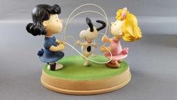 2 Peanuts Hallmark figurines
