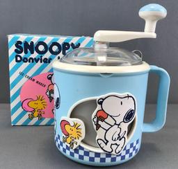 Vintage Donvier Land Snoopy Ice Cream Maker in original packaging-blue