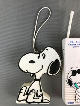 Group of 2 Vintage Snoopy battery powered radios