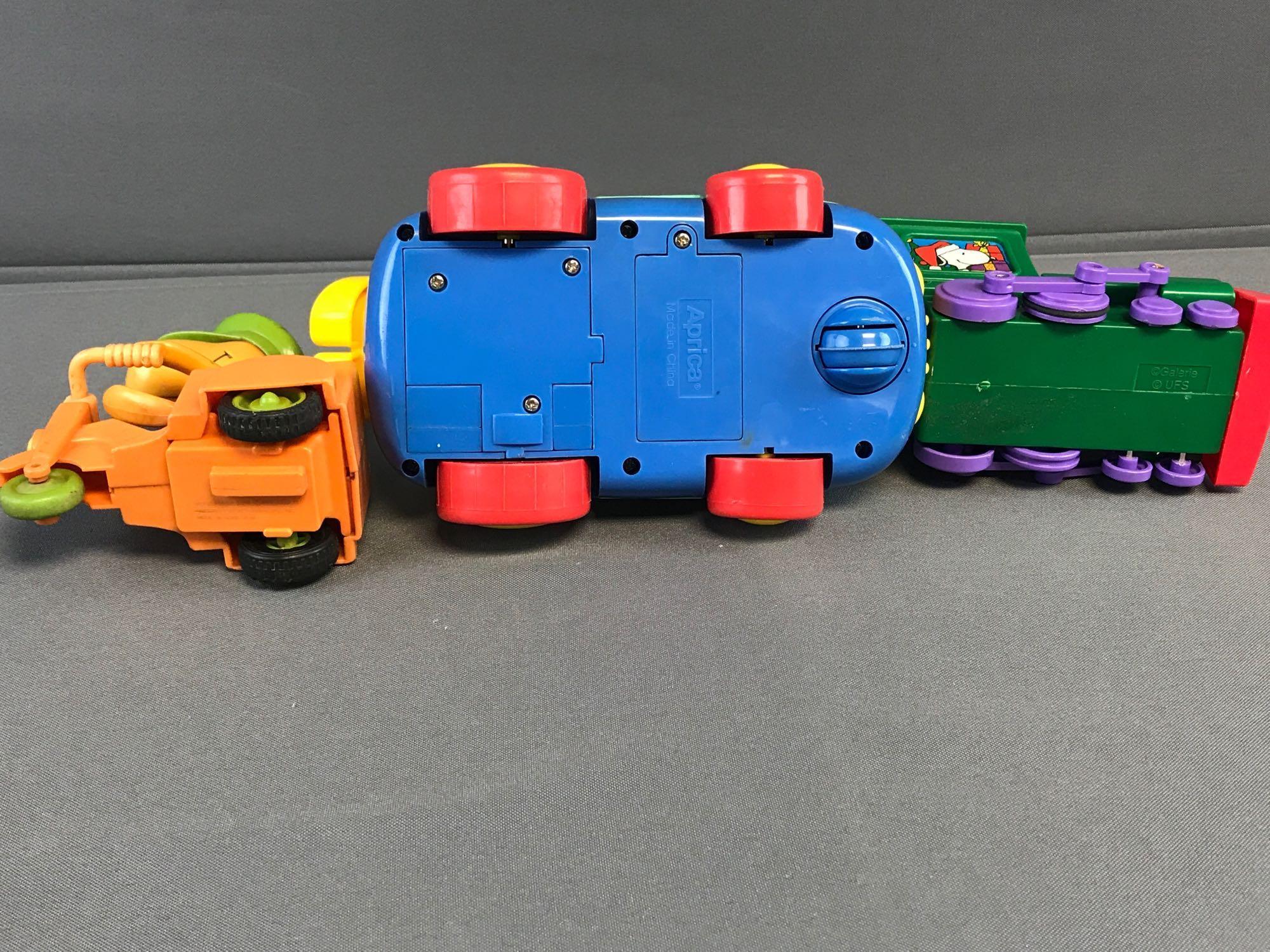 Peanuts Group of 10+ Toys