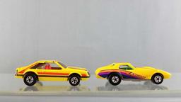 Group of 2 Hot Wheels die cast vehicles