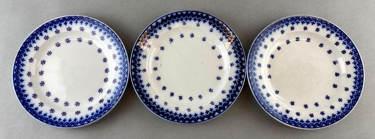 3 Piece Amish Snowflake Blue and White Flowered Plates