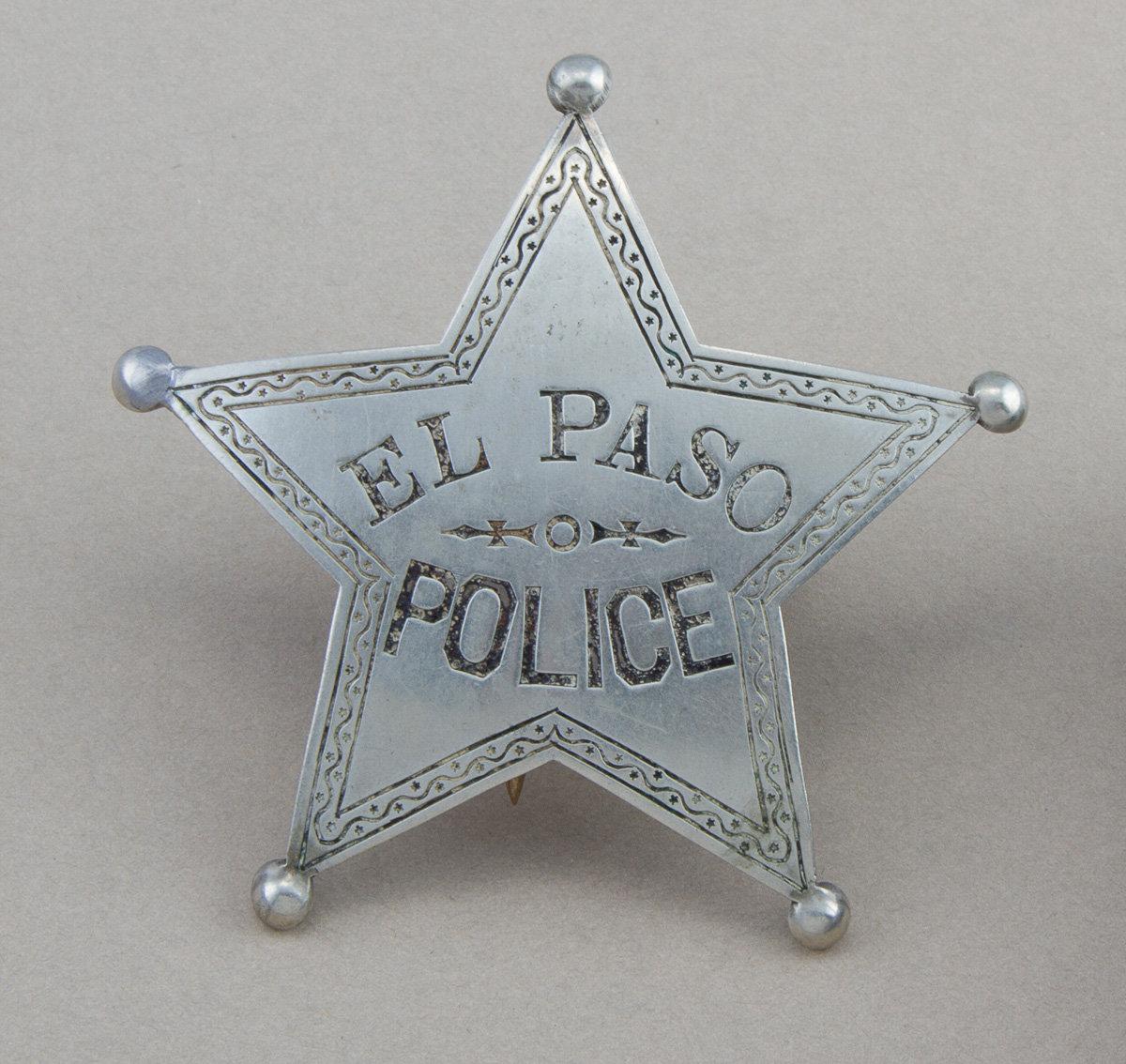 5- point ball star Badge, El Paso Police.  Hallmark "Northwestern Stamp Works- St. Paul Minn." Repai