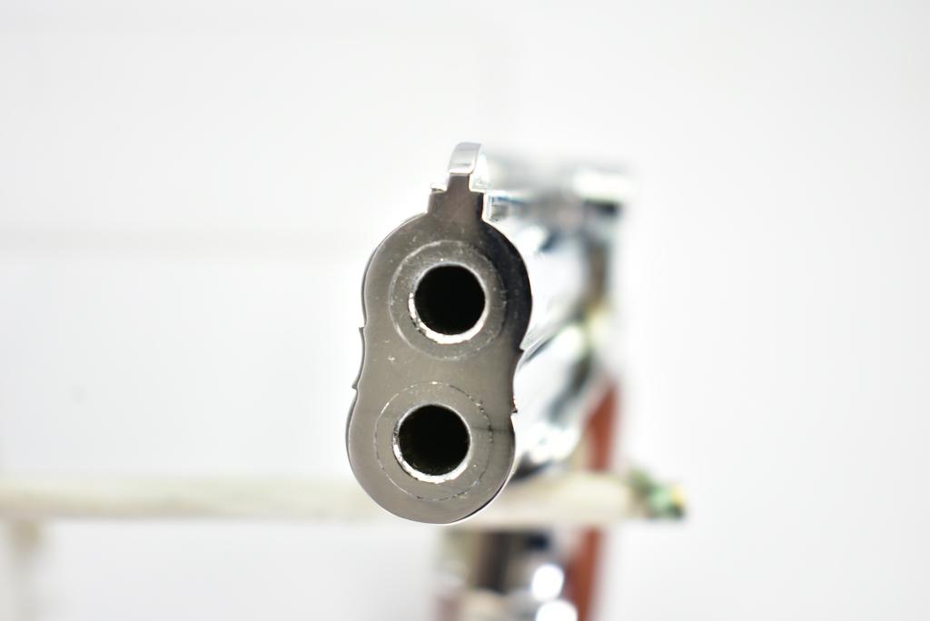 Davis, Model DM-22 Derringer, 22 Mag Cal., Double Barrel