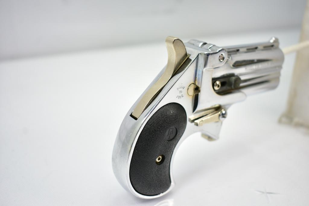 Davis, Model DM-38 Derringer, 32 Spl Cal., Double Barrel