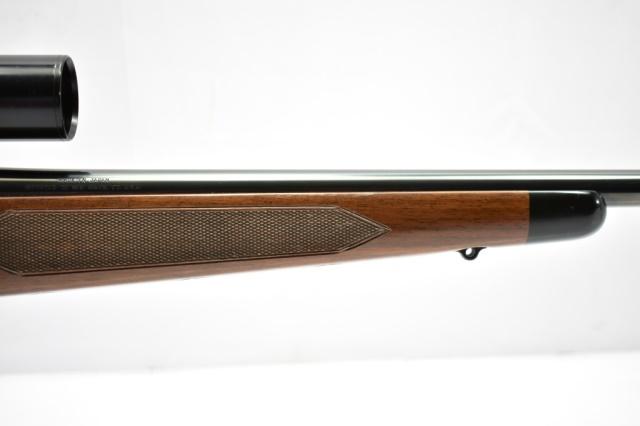 Winchester, Model 52 Sporting, 22 LR Cal., Bolt-Action (Micro-Motion Trigger)