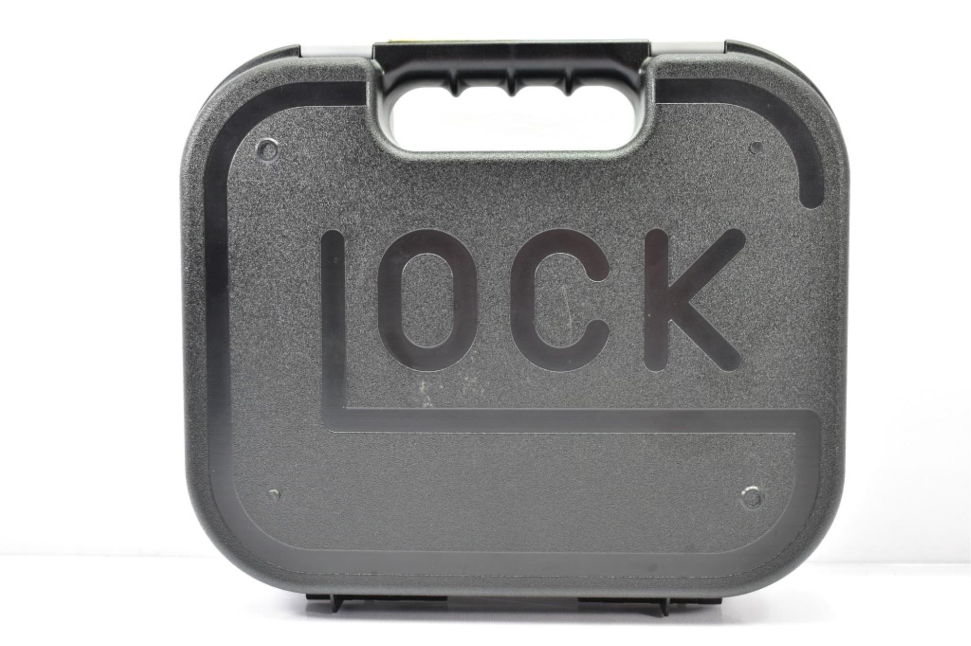 Glock, Model 27 Gen-4, 40 S&W Cal., Semi-Auto, (W/ Case & 8 Magazines), SN - BCYK627