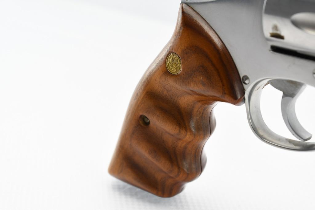 1993 Smith & Wesson, Model 617 (4"), 22 LR, Revolver (W/ Box), SN - BNW4038