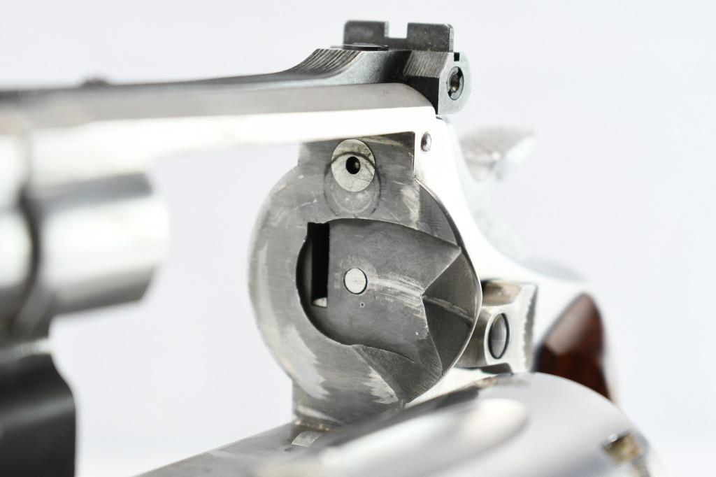 1993 Smith & Wesson, Model 617 (4"), 22 LR, Revolver (W/ Box), SN - BNW4038