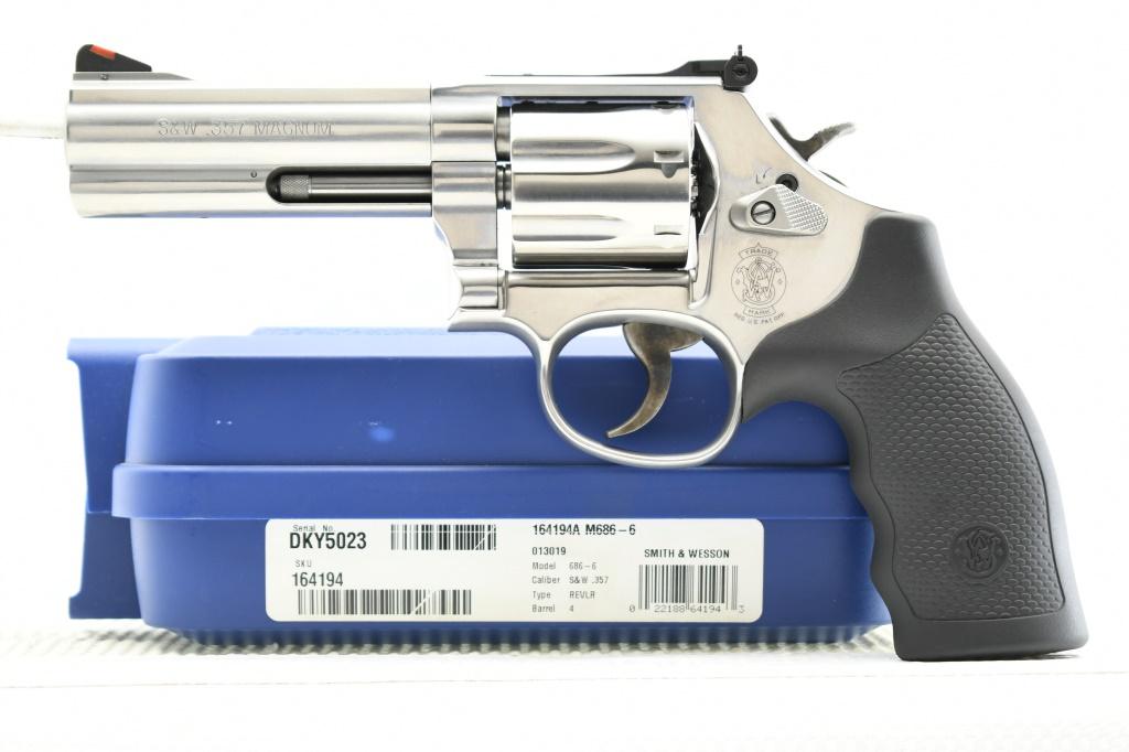Smith & Wesson, Model 686-6 Stainless, 357 Magnum, Revolver (W/ Case), SN - DKY5023